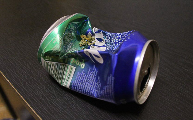 Как сделать бонг из банки