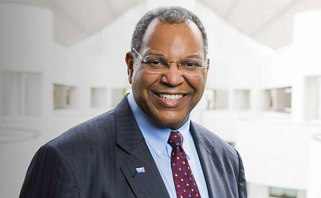 Отис Броули