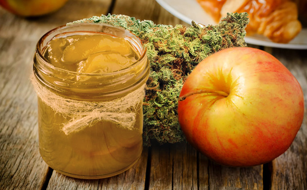 Баночка яблочного джема